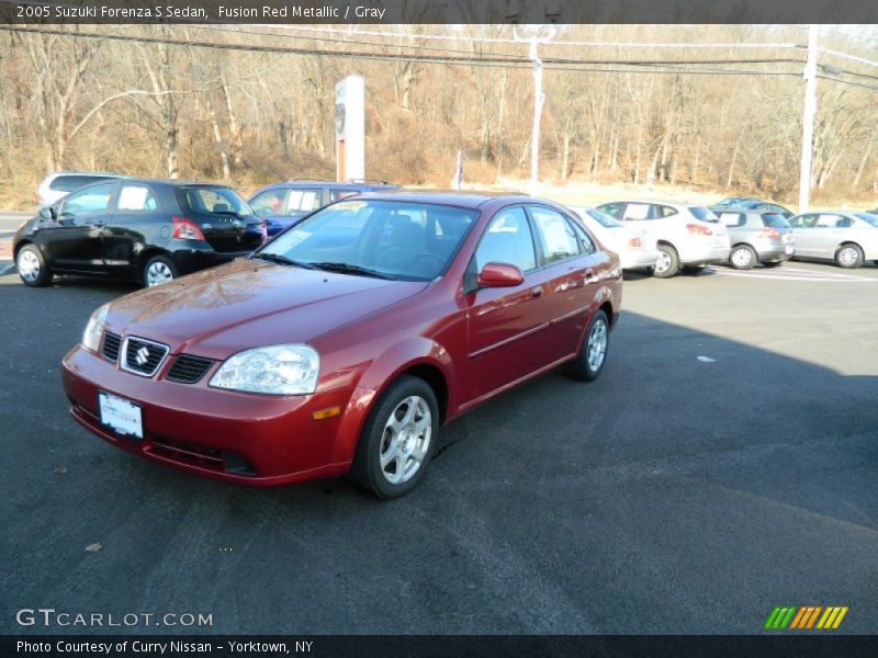 Fusion Red Metallic / Gray 2005 Suzuki Forenza S Sedan
