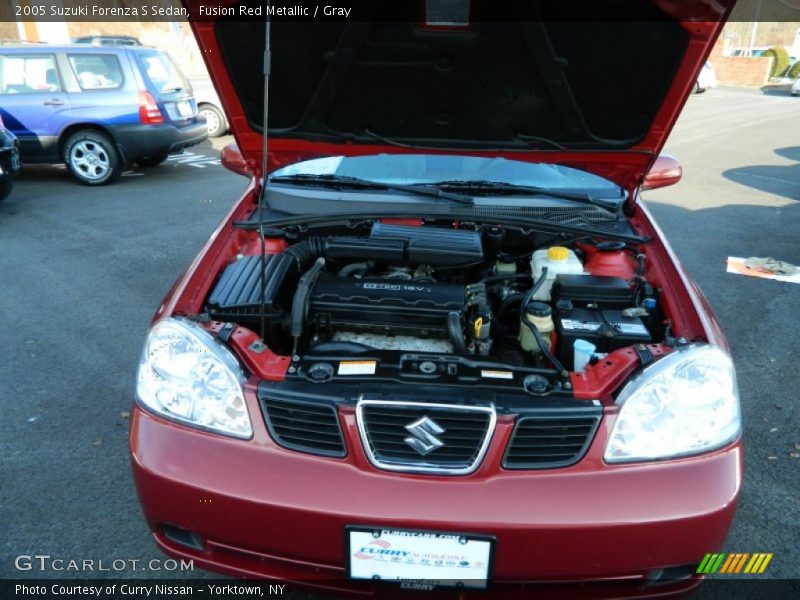 Fusion Red Metallic / Gray 2005 Suzuki Forenza S Sedan