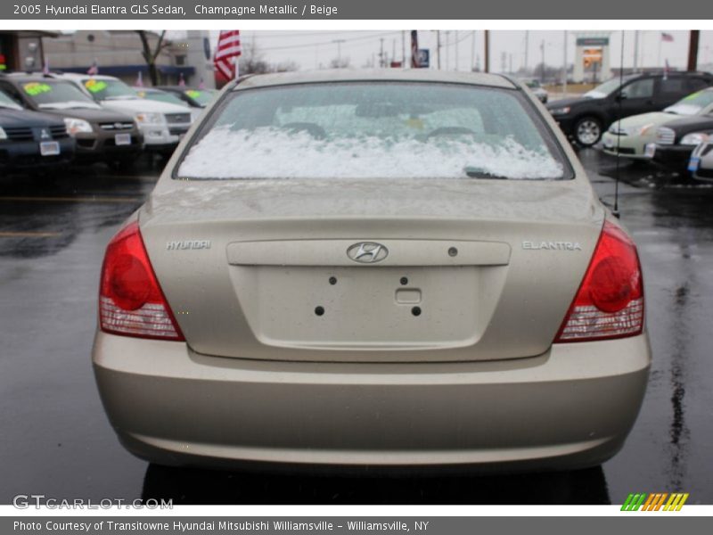 Champagne Metallic / Beige 2005 Hyundai Elantra GLS Sedan