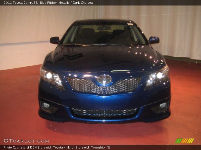 Blue Ribbon Metallic / Dark Charcoal 2011 Toyota Camry SE