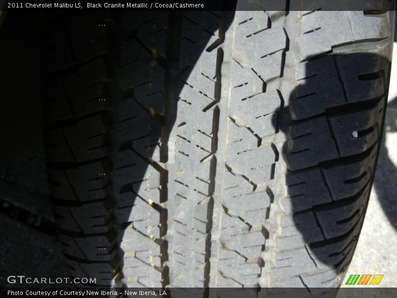 Black Granite Metallic / Cocoa/Cashmere 2011 Chevrolet Malibu LS