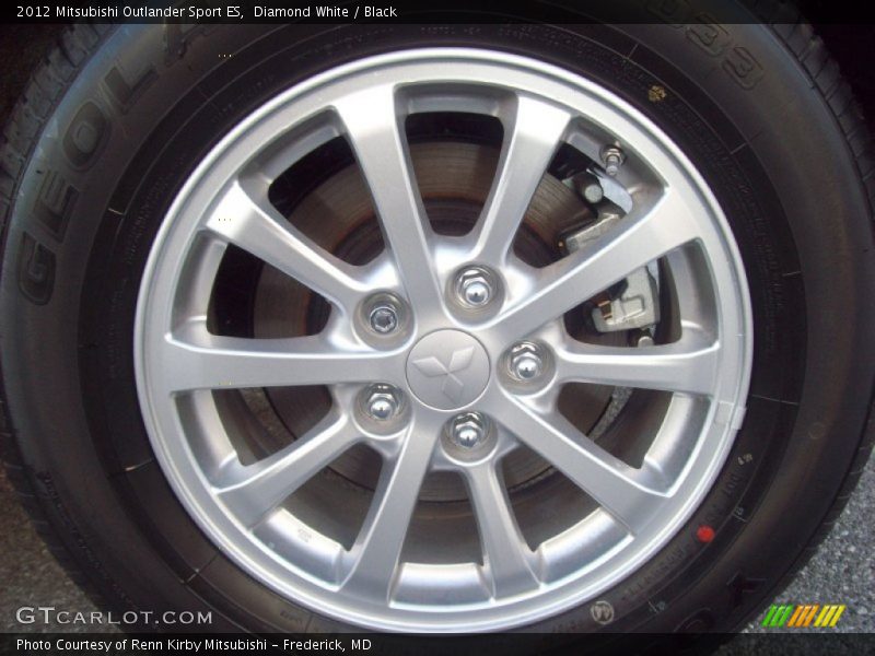Diamond White / Black 2012 Mitsubishi Outlander Sport ES