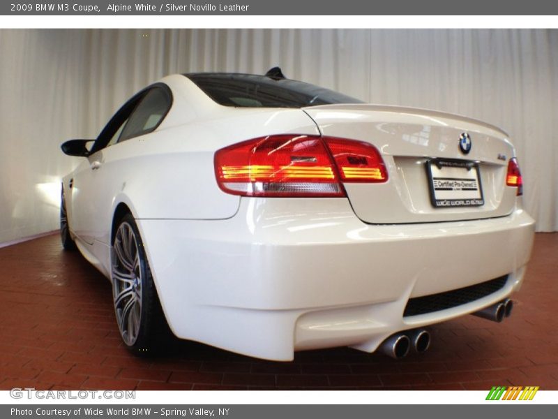 Alpine White / Silver Novillo Leather 2009 BMW M3 Coupe