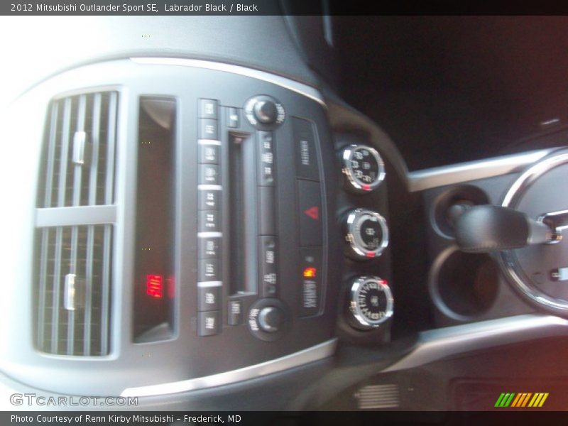 Labrador Black / Black 2012 Mitsubishi Outlander Sport SE
