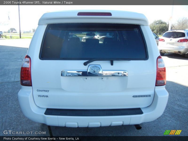 Natural White / Taupe 2006 Toyota 4Runner SR5