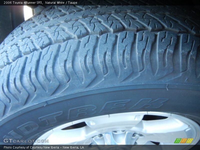 Natural White / Taupe 2006 Toyota 4Runner SR5