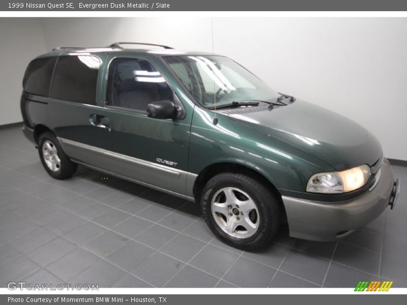 Front 3/4 View of 1999 Quest SE