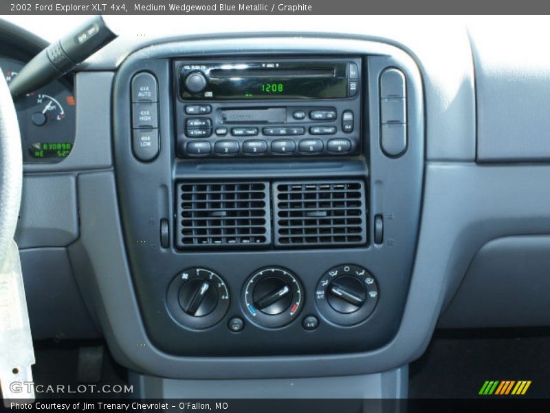 Medium Wedgewood Blue Metallic / Graphite 2002 Ford Explorer XLT 4x4