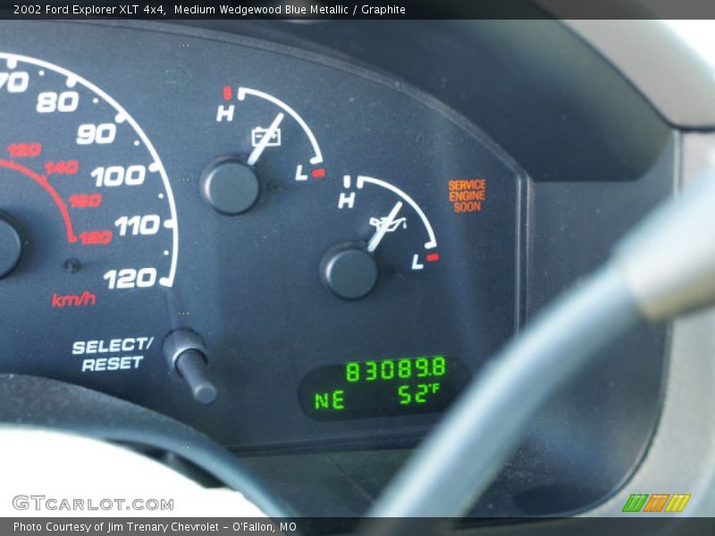 Medium Wedgewood Blue Metallic / Graphite 2002 Ford Explorer XLT 4x4