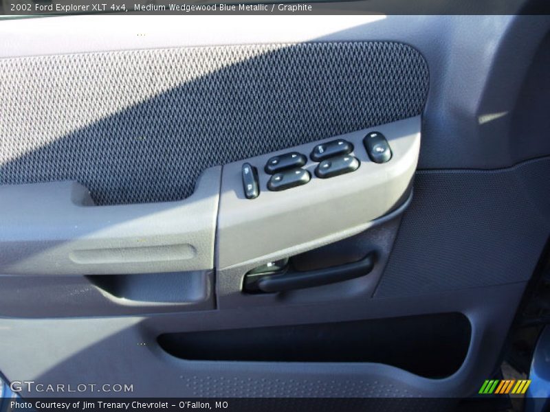 Medium Wedgewood Blue Metallic / Graphite 2002 Ford Explorer XLT 4x4