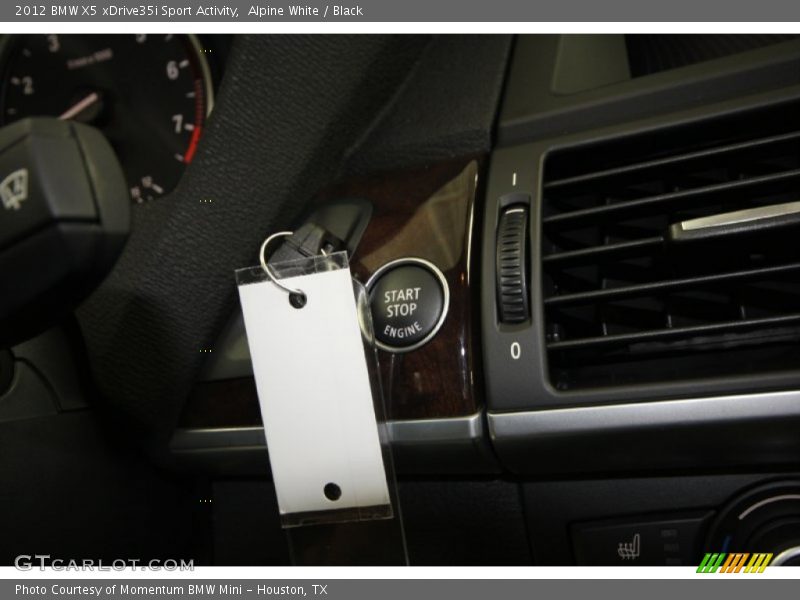 Alpine White / Black 2012 BMW X5 xDrive35i Sport Activity