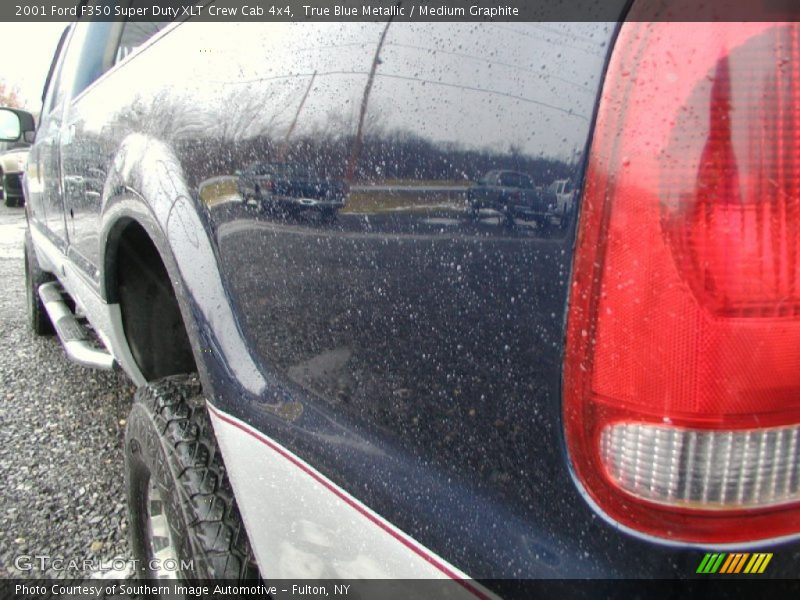 True Blue Metallic / Medium Graphite 2001 Ford F350 Super Duty XLT Crew Cab 4x4
