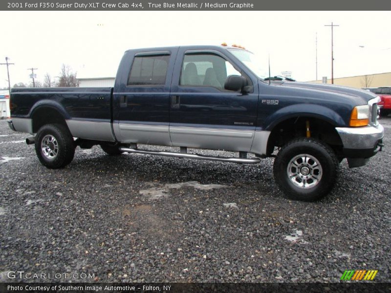 True Blue Metallic / Medium Graphite 2001 Ford F350 Super Duty XLT Crew Cab 4x4