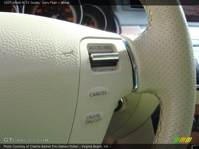 Controls of 2007 M 35 Sedan