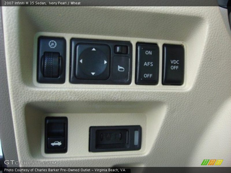 Ivory Pearl / Wheat 2007 Infiniti M 35 Sedan