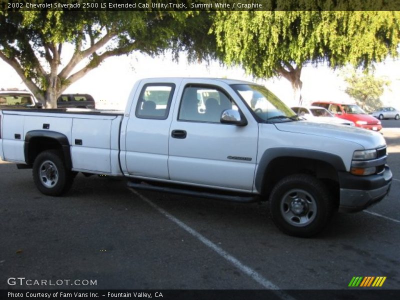 Summit White / Graphite 2002 Chevrolet Silverado 2500 LS Extended Cab Utility Truck