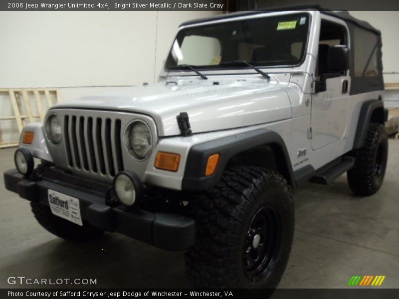 Bright Silver Metallic / Dark Slate Gray 2006 Jeep Wrangler Unlimited 4x4