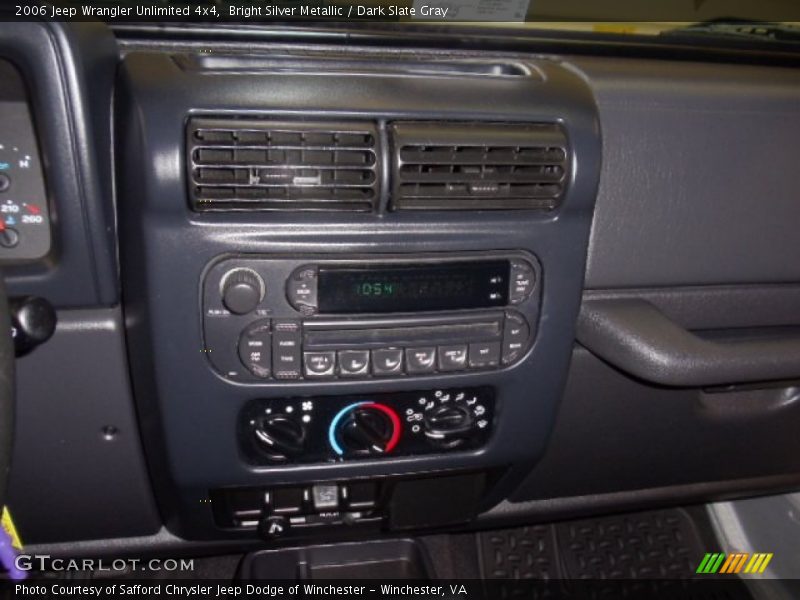 Bright Silver Metallic / Dark Slate Gray 2006 Jeep Wrangler Unlimited 4x4