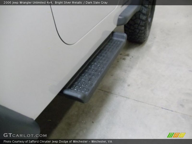 Bright Silver Metallic / Dark Slate Gray 2006 Jeep Wrangler Unlimited 4x4