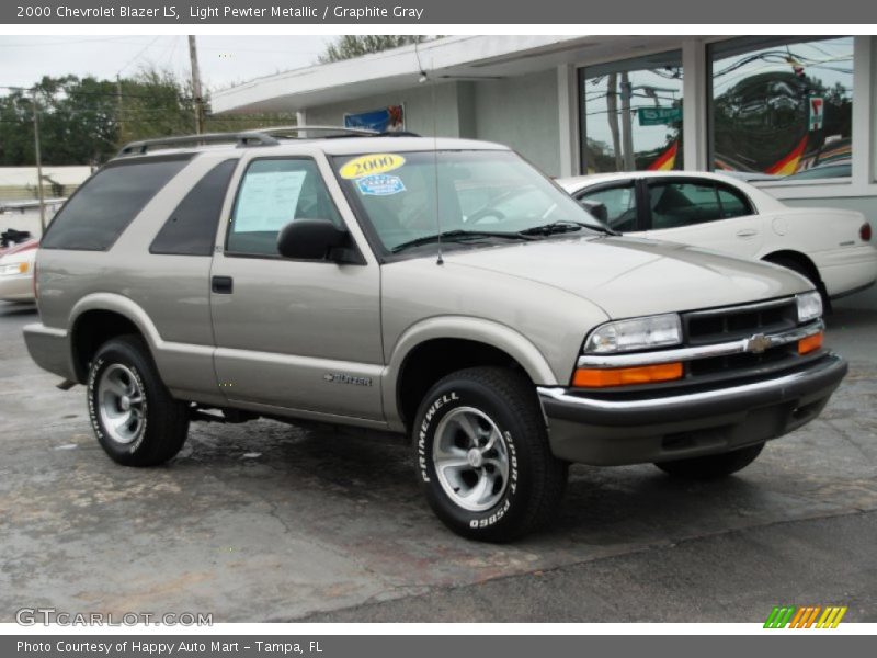 Light Pewter Metallic / Graphite Gray 2000 Chevrolet Blazer LS