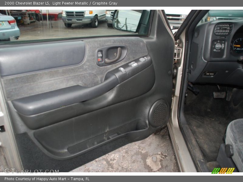 Light Pewter Metallic / Graphite Gray 2000 Chevrolet Blazer LS
