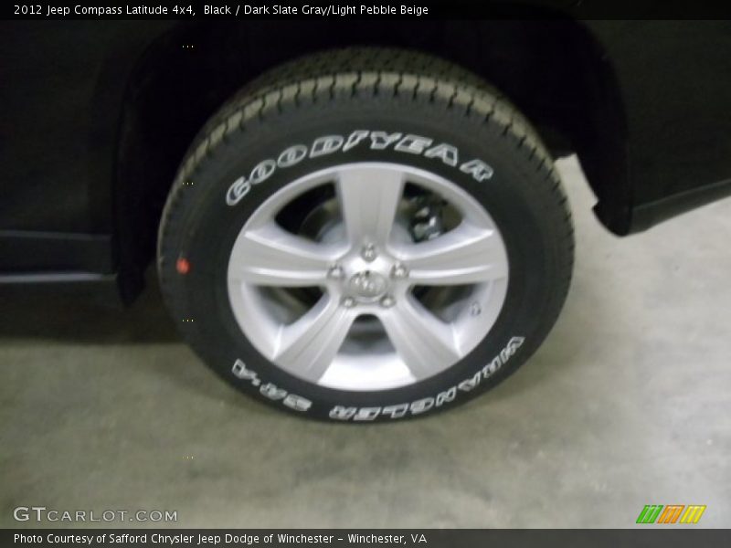 Black / Dark Slate Gray/Light Pebble Beige 2012 Jeep Compass Latitude 4x4