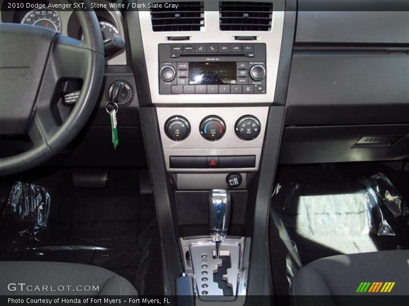 Stone White / Dark Slate Gray 2010 Dodge Avenger SXT