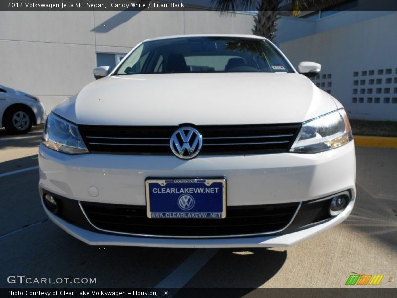 Candy White / Titan Black 2012 Volkswagen Jetta SEL Sedan