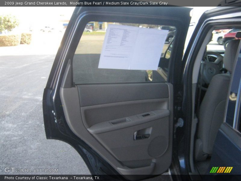 Modern Blue Pearl / Medium Slate Gray/Dark Slate Gray 2009 Jeep Grand Cherokee Laredo