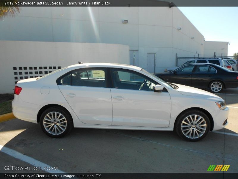 Candy White / Titan Black 2012 Volkswagen Jetta SEL Sedan