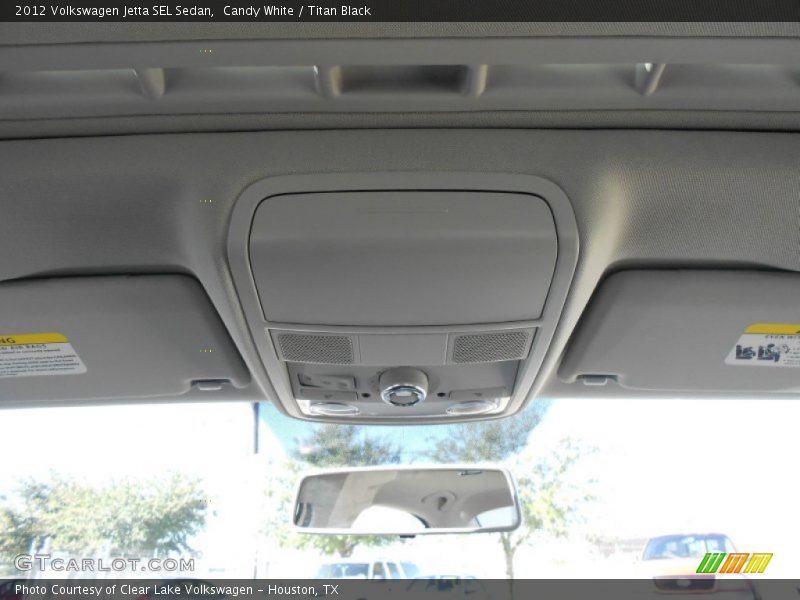 Candy White / Titan Black 2012 Volkswagen Jetta SEL Sedan