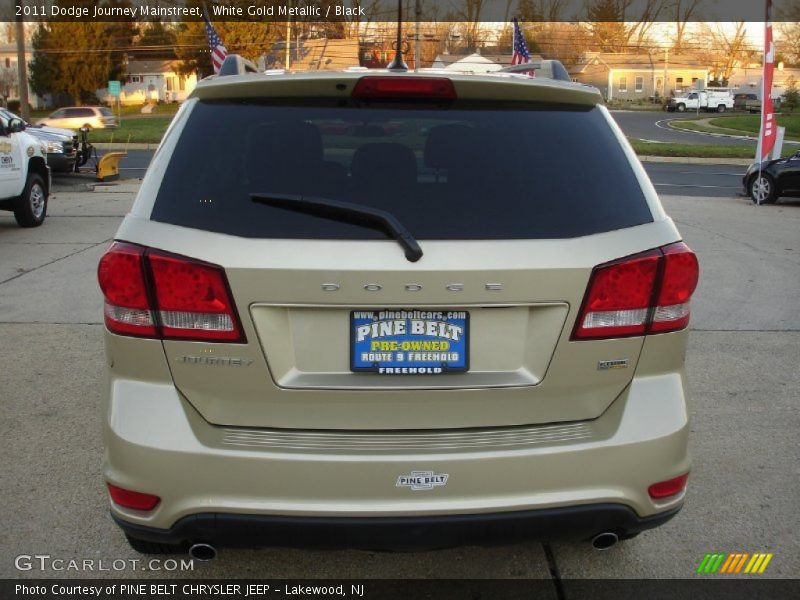 White Gold Metallic / Black 2011 Dodge Journey Mainstreet