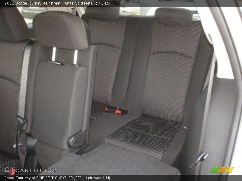 White Gold Metallic / Black 2011 Dodge Journey Mainstreet