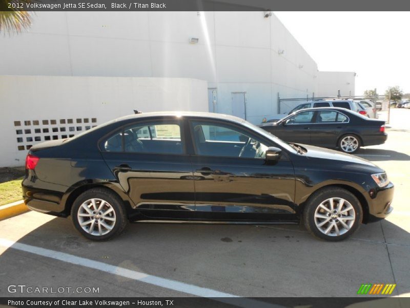 Black / Titan Black 2012 Volkswagen Jetta SE Sedan