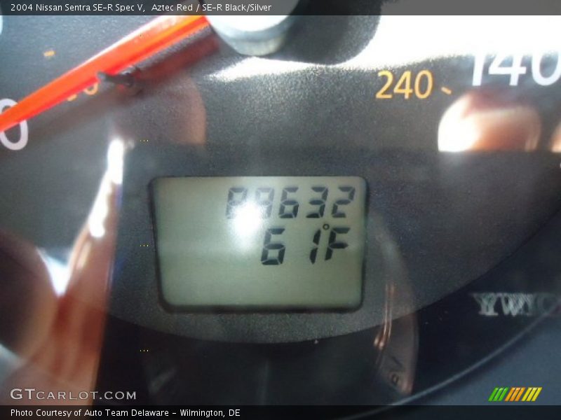 Aztec Red / SE-R Black/Silver 2004 Nissan Sentra SE-R Spec V