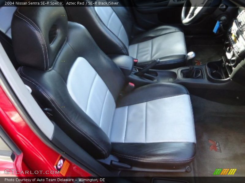  2004 Sentra SE-R Spec V SE-R Black/Silver Interior