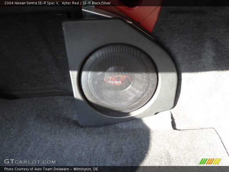Aztec Red / SE-R Black/Silver 2004 Nissan Sentra SE-R Spec V