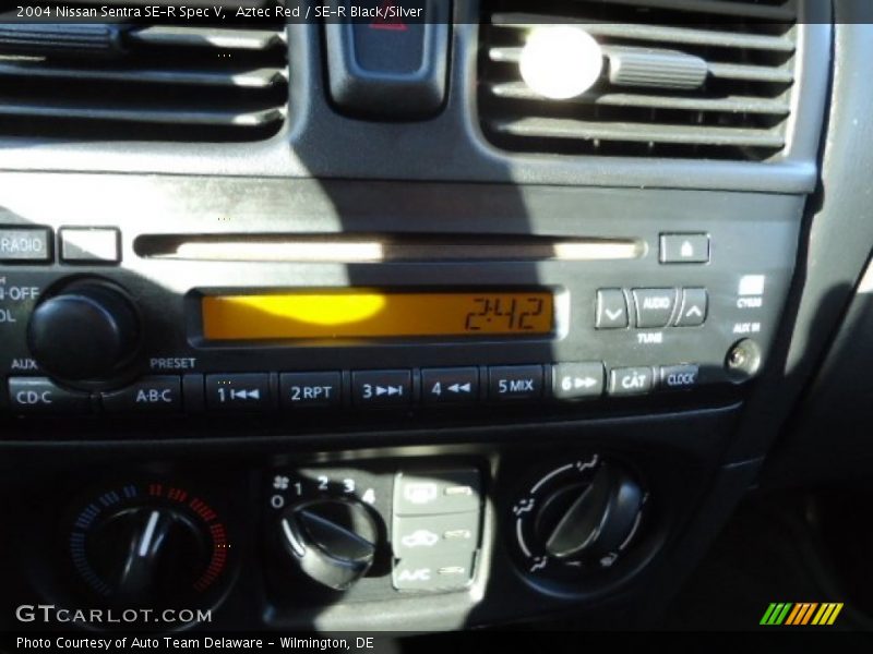 Aztec Red / SE-R Black/Silver 2004 Nissan Sentra SE-R Spec V