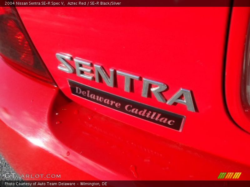 Aztec Red / SE-R Black/Silver 2004 Nissan Sentra SE-R Spec V