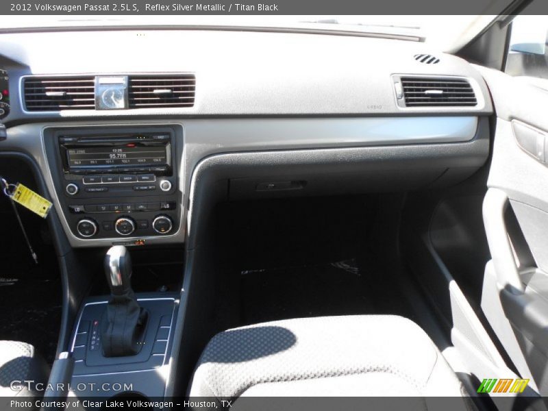Reflex Silver Metallic / Titan Black 2012 Volkswagen Passat 2.5L S