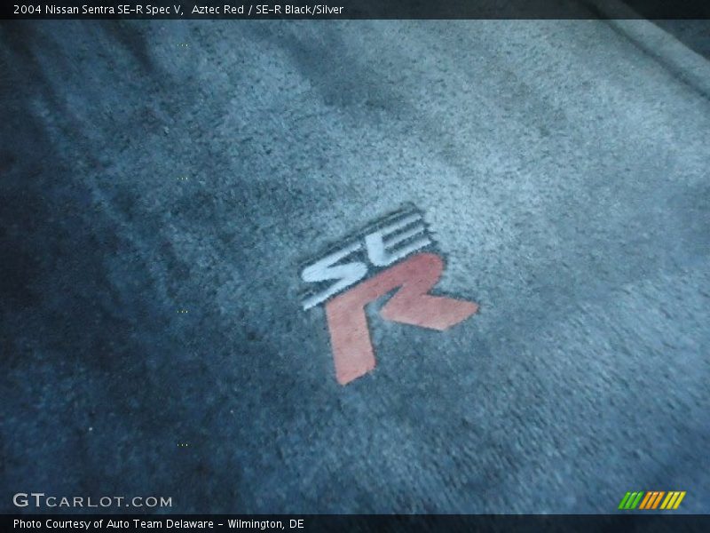Aztec Red / SE-R Black/Silver 2004 Nissan Sentra SE-R Spec V