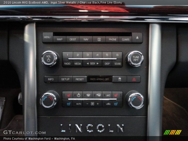 Ingot Silver Metallic / Charcoal Black/Fine Line Ebony 2010 Lincoln MKS EcoBoost AWD