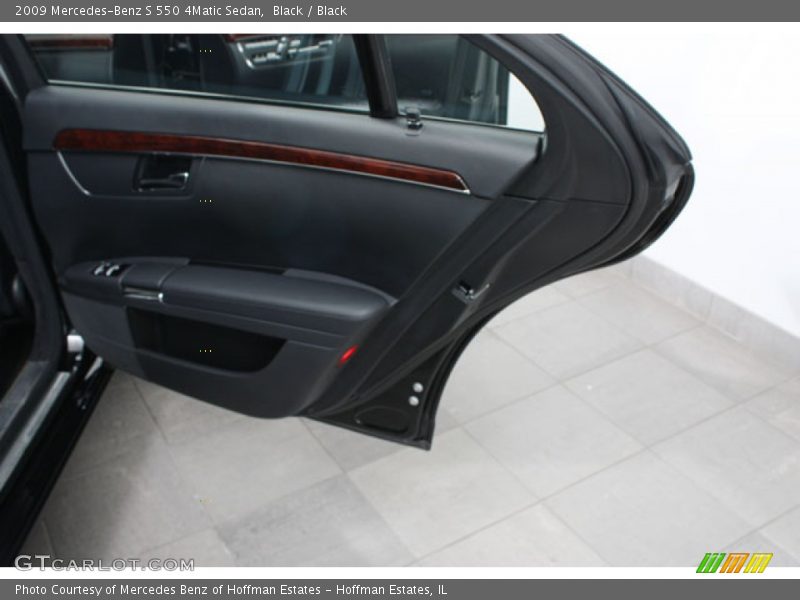 Black / Black 2009 Mercedes-Benz S 550 4Matic Sedan
