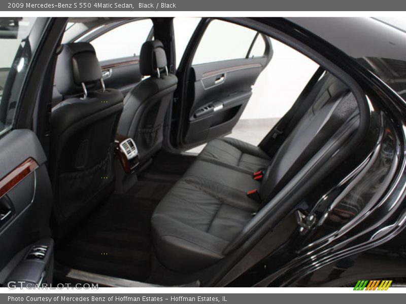 Black / Black 2009 Mercedes-Benz S 550 4Matic Sedan