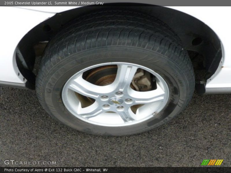 Summit White / Medium Gray 2005 Chevrolet Uplander LS