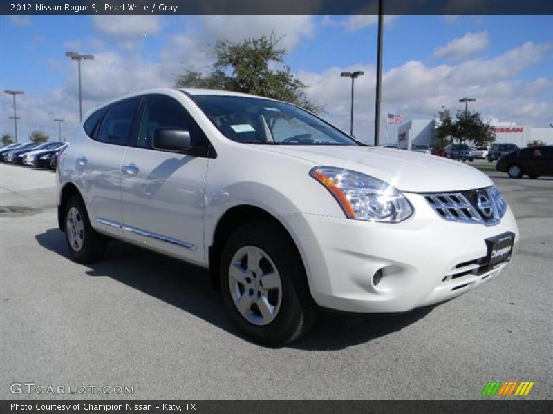 Pearl White / Gray 2012 Nissan Rogue S