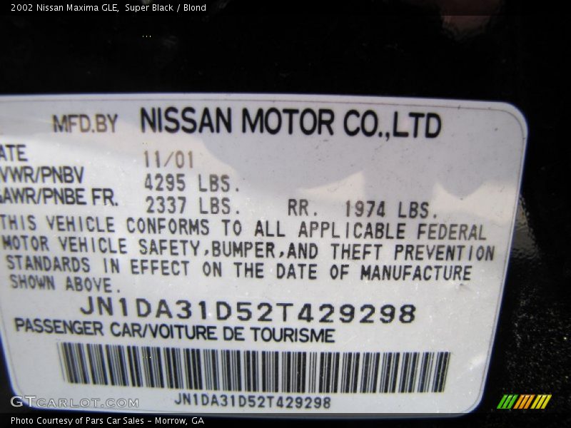 Super Black / Blond 2002 Nissan Maxima GLE
