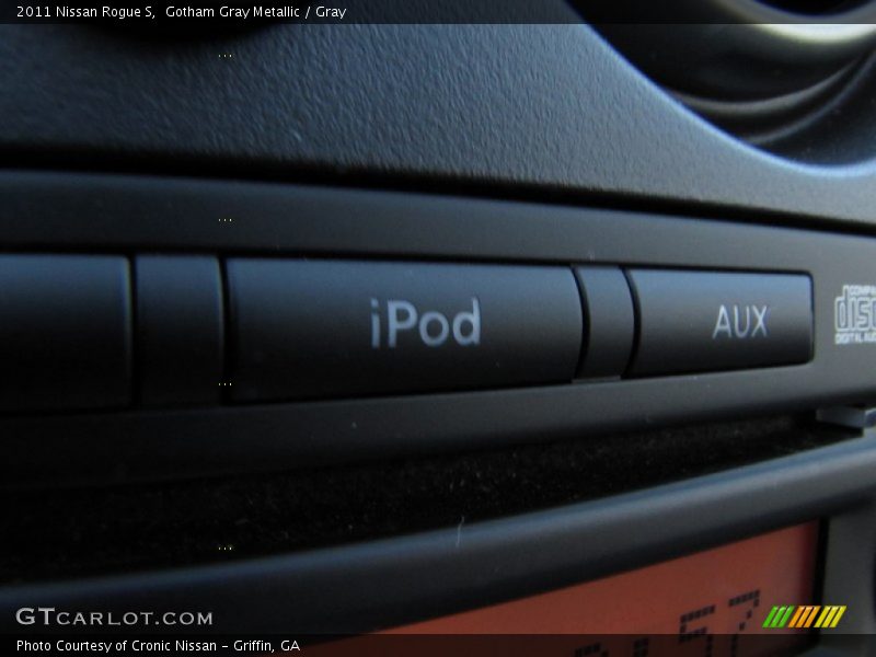 Gotham Gray Metallic / Gray 2011 Nissan Rogue S