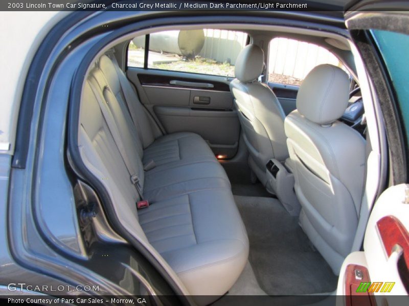 Charcoal Grey Metallic / Medium Dark Parchment/Light Parchment 2003 Lincoln Town Car Signature
