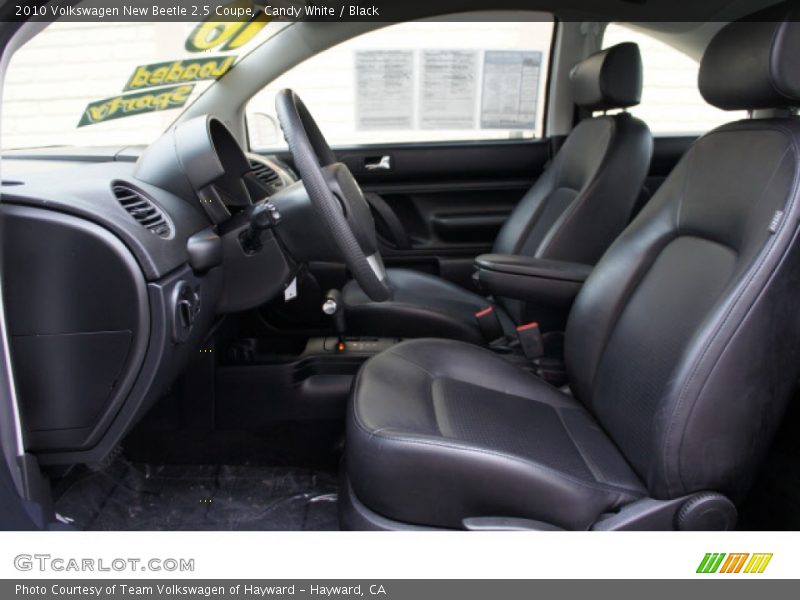 Candy White / Black 2010 Volkswagen New Beetle 2.5 Coupe